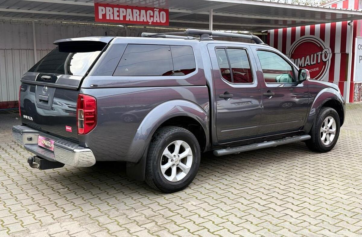 NISSAN Navara 2.5 dCi CD LE Hi-T.+P.Premium 4WD