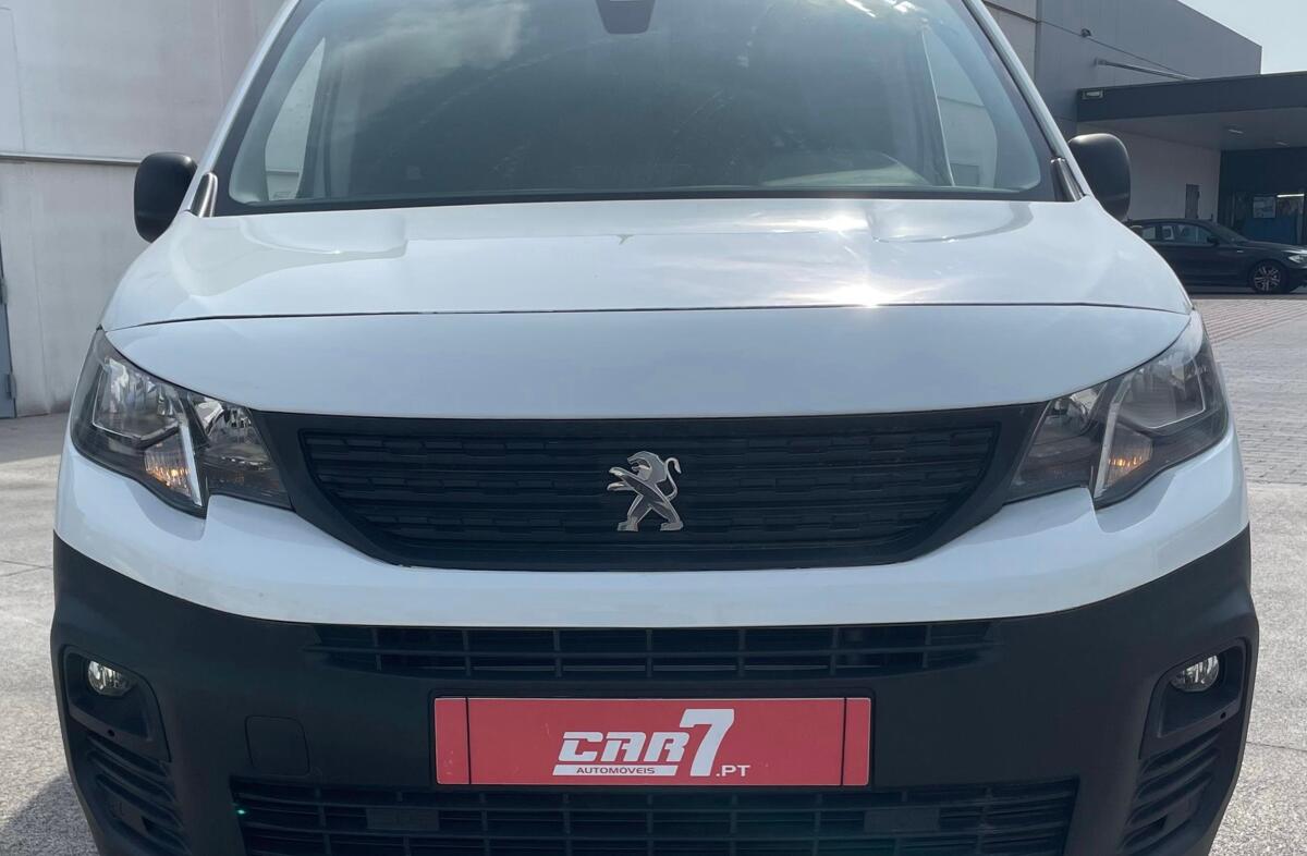 PEUGEOT Partner 1.5 BlueHDi Premium Standard