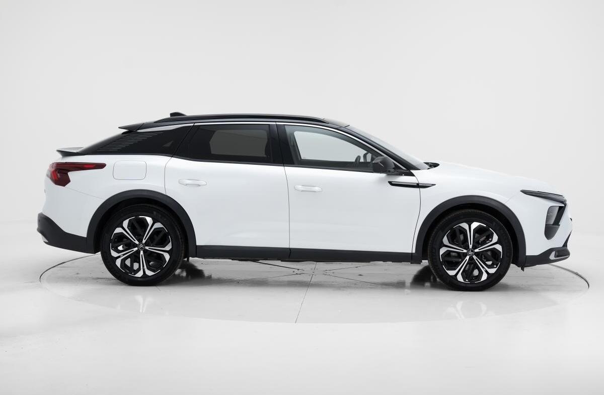 CITROEN C5 X 1.6 Hybrid Shine e-EAT8