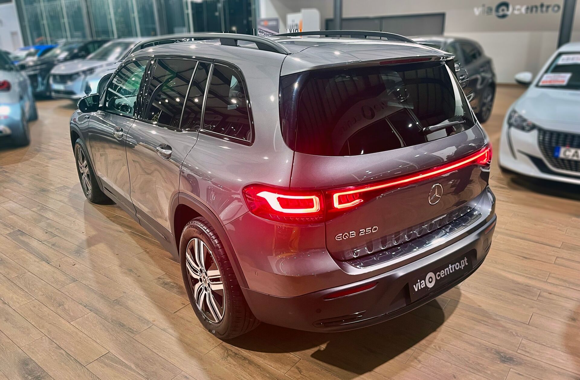 MERCEDES EQB 250 Progressive