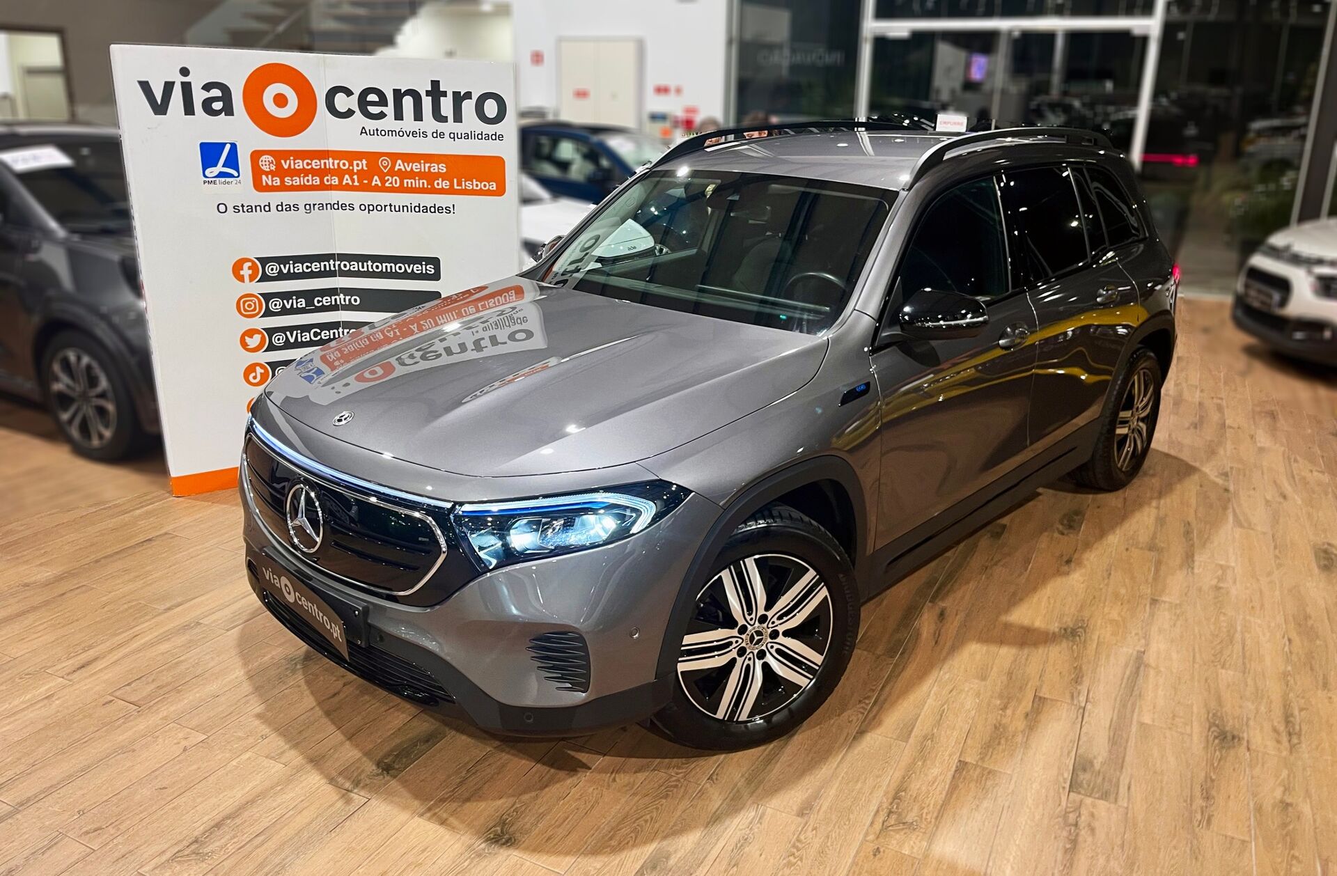 MERCEDES EQB 250 Progressive