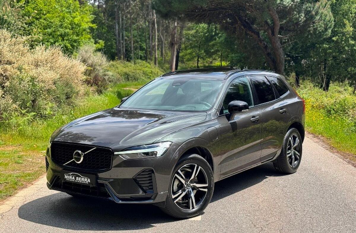 VOLVO XC60 2.0 T8 PHEV R-Design AWD