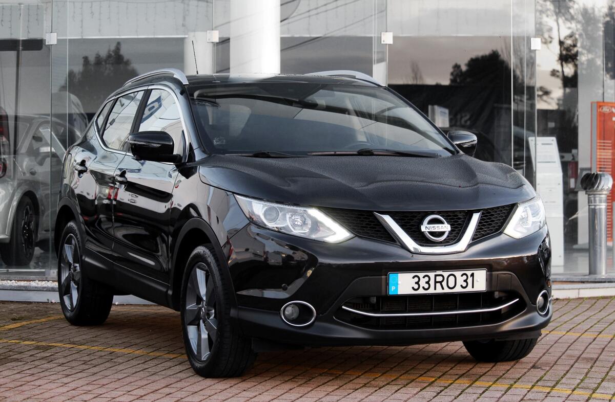 NISSAN Qashqai 1.2 DIG-T N-Connecta
