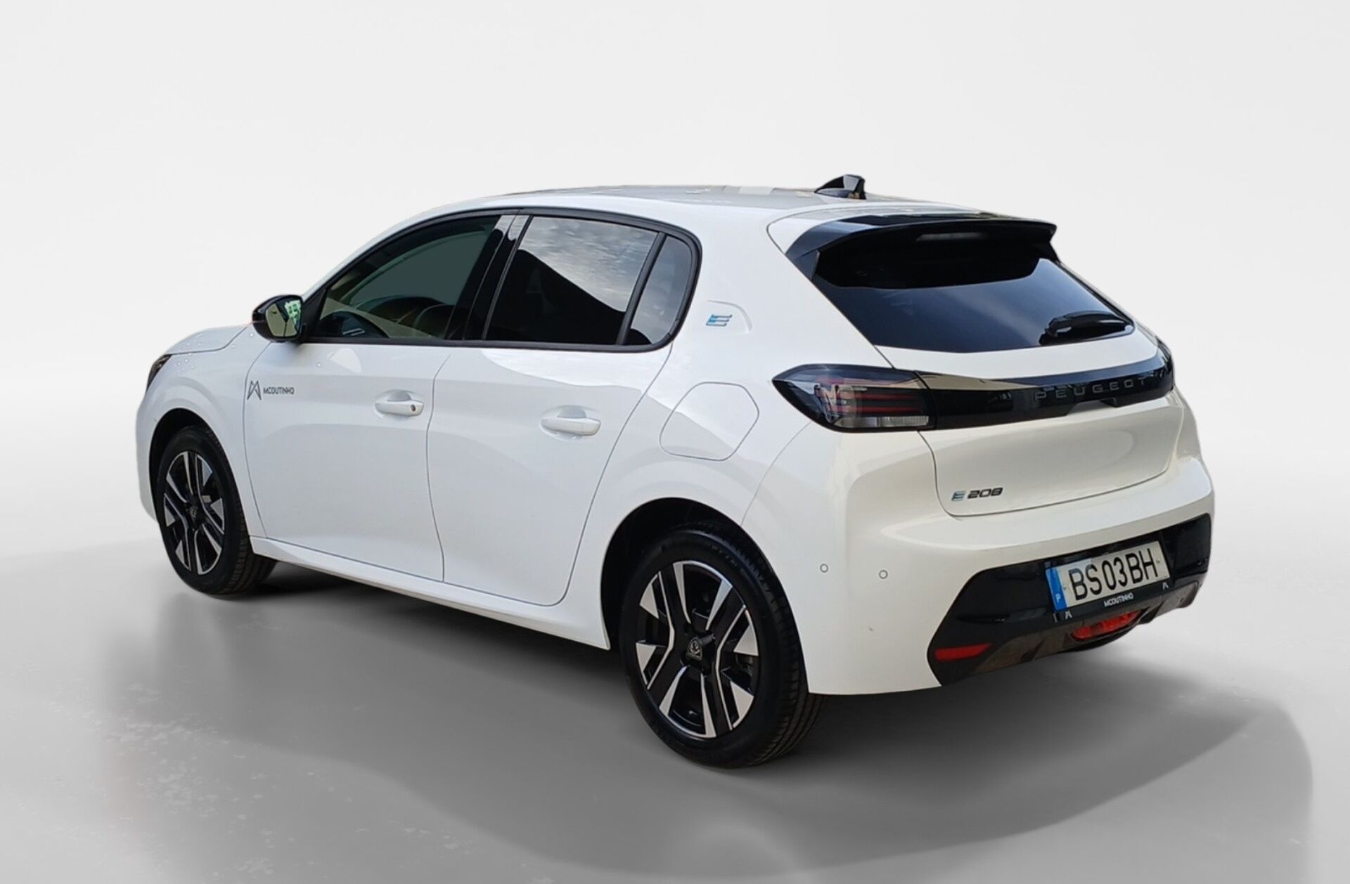 PEUGEOT 208 e- 51 kWh GT