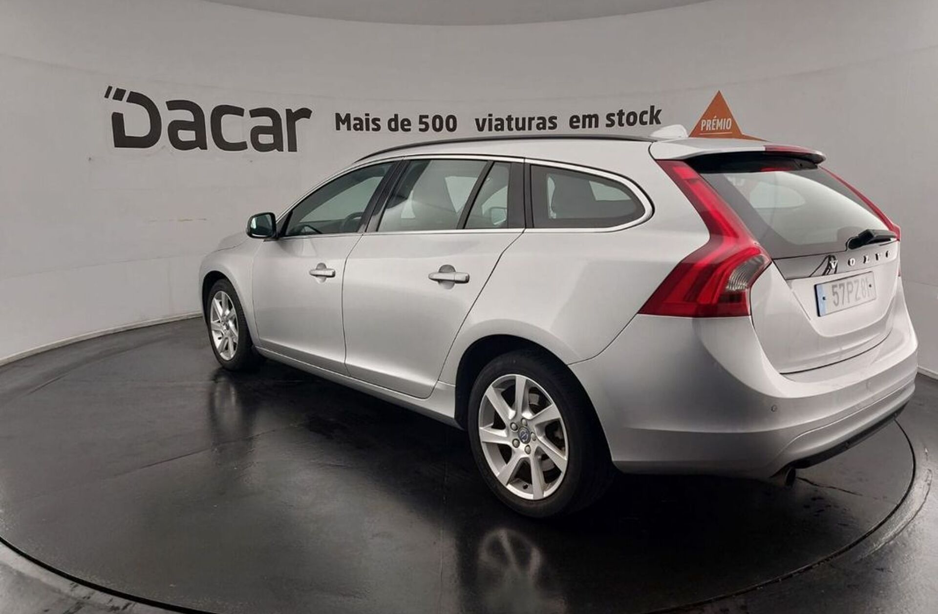 VOLVO V60 1.6 D2 R-Design Mom.Powershift