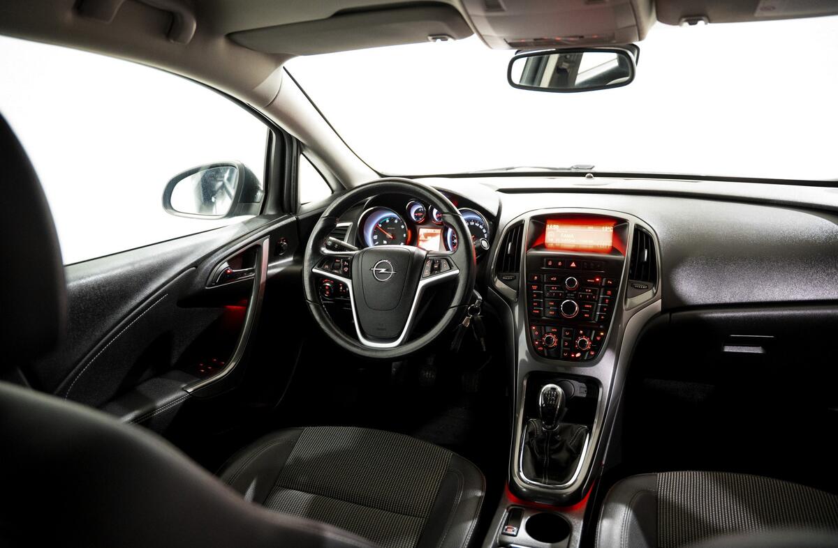 OPEL Astra 1.7 CDTi Executive