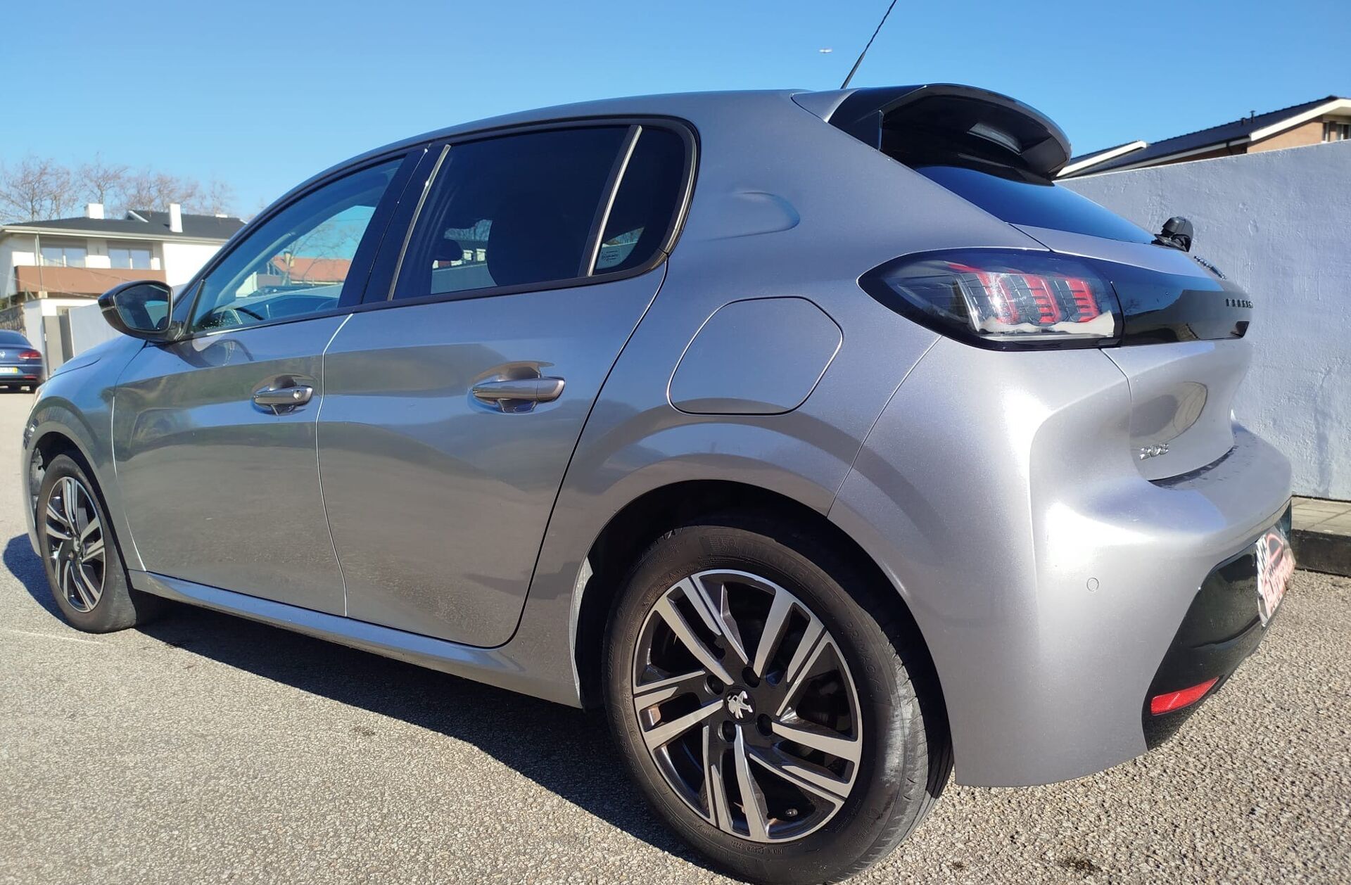PEUGEOT 208 1.2 PureTech Allure Pack