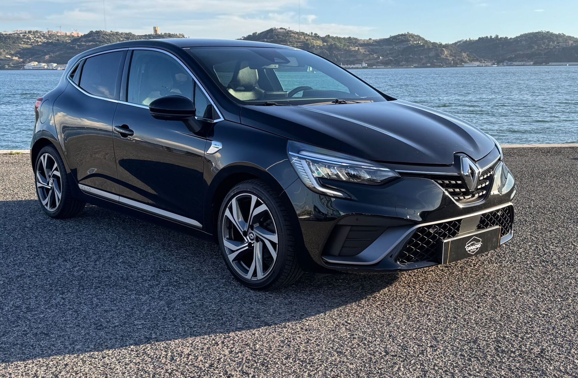 RENAULT Clio 1.0 SCe Zen