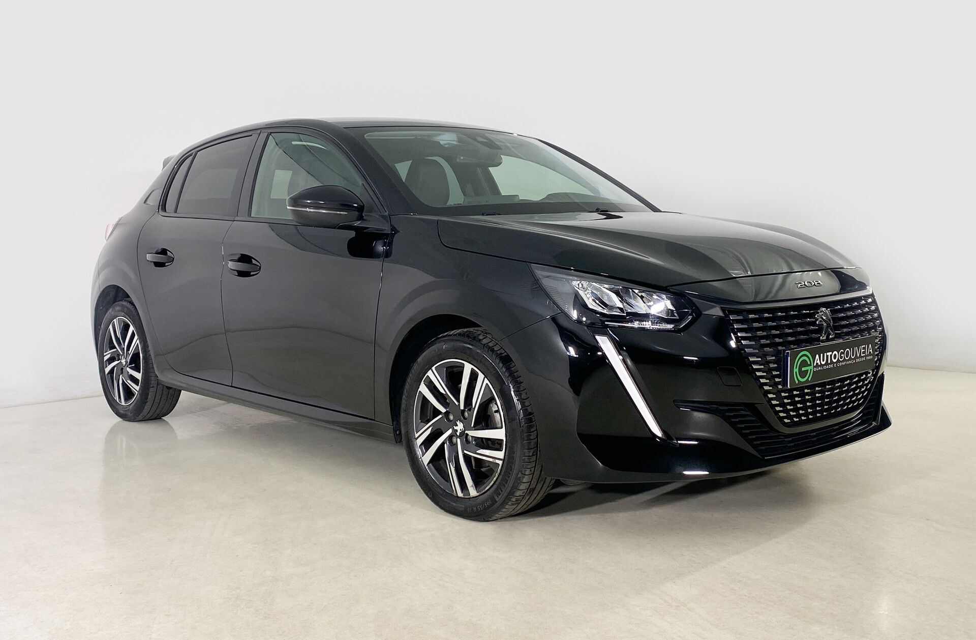 PEUGEOT 208 1.2 PureTech Allure EAT8