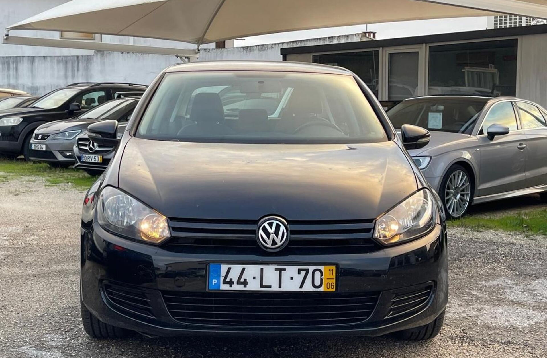 VOLKSWAGEN Golf 1.6 TDi Confortline