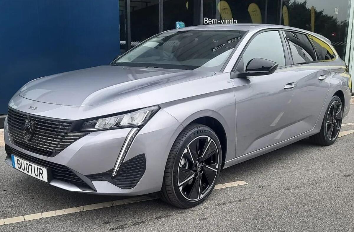 PEUGEOT 308 e- 54 kWh Allure