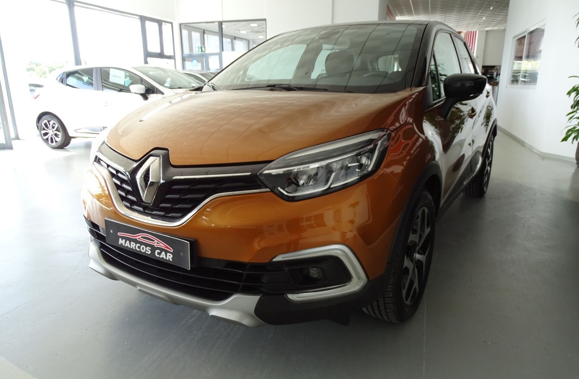 RENAULT Captur 0.9 TCe Exclusive
