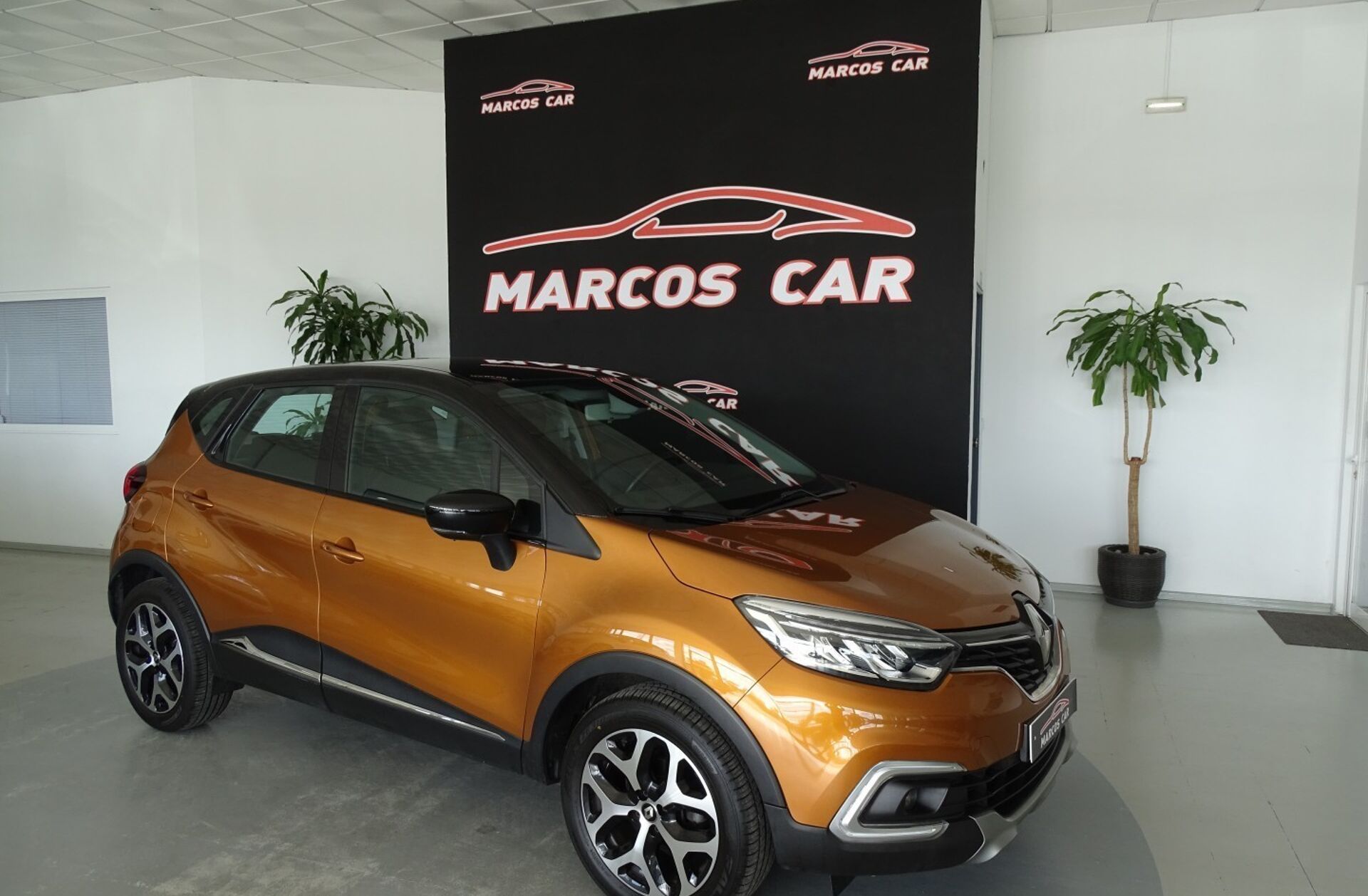 RENAULT Captur 0.9 TCE Exclusive