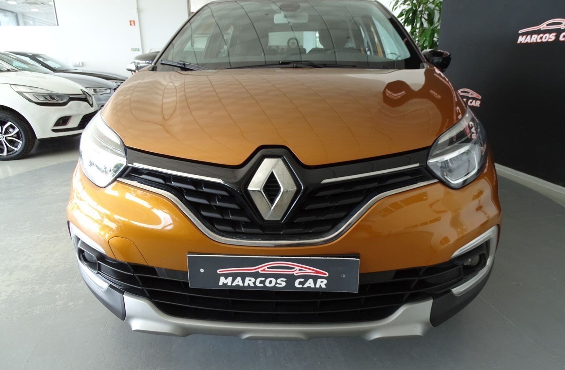 RENAULT Captur 0.9 TCe Exclusive