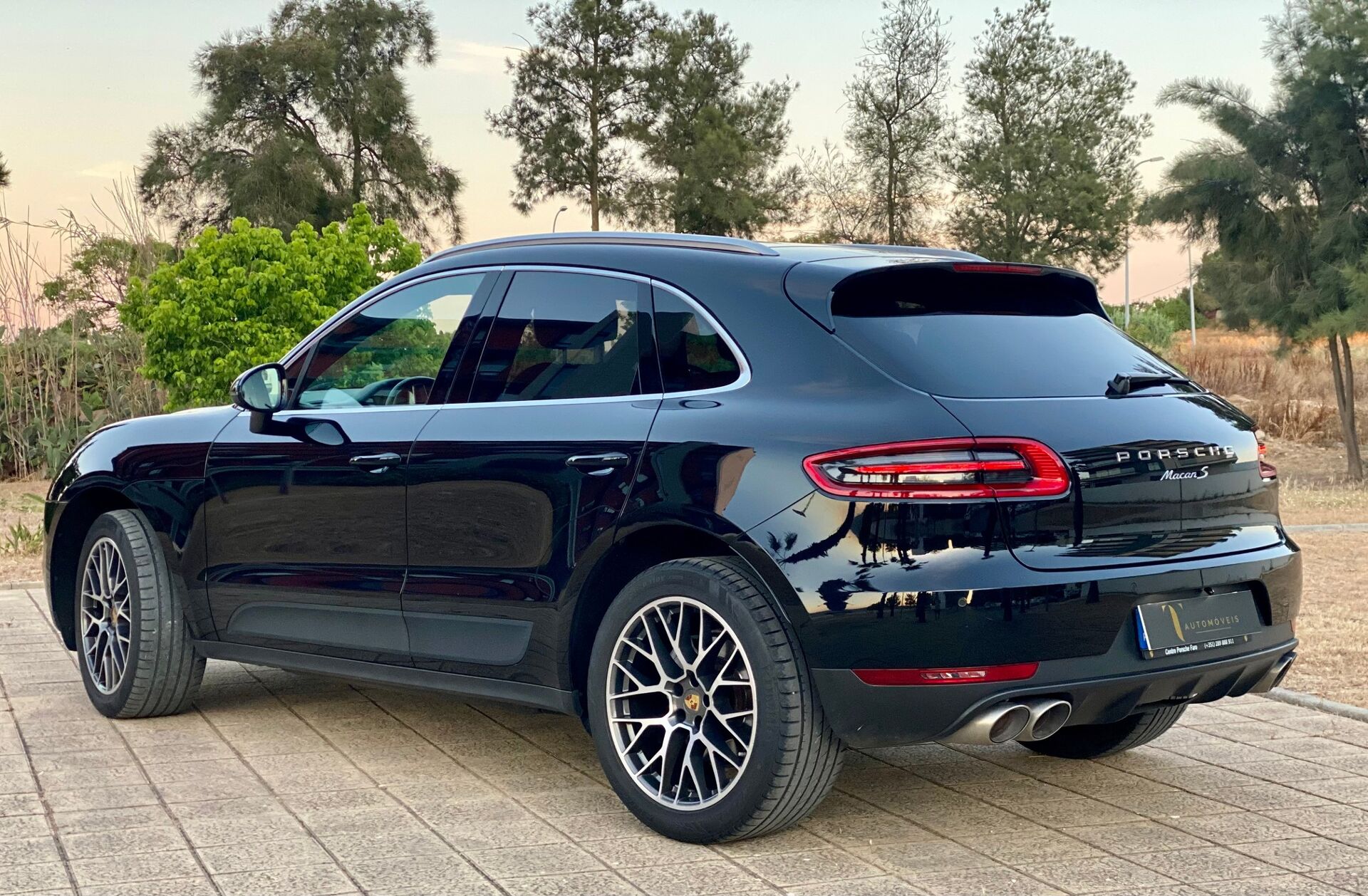 PORSCHE Macan S