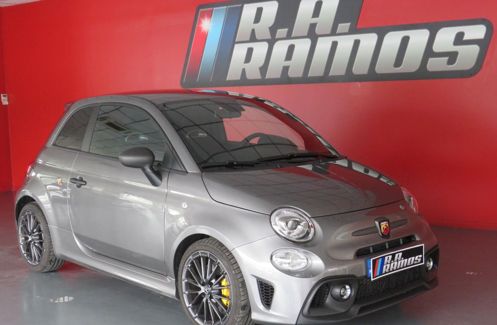 ABARTH 695 1.4 T-Jet