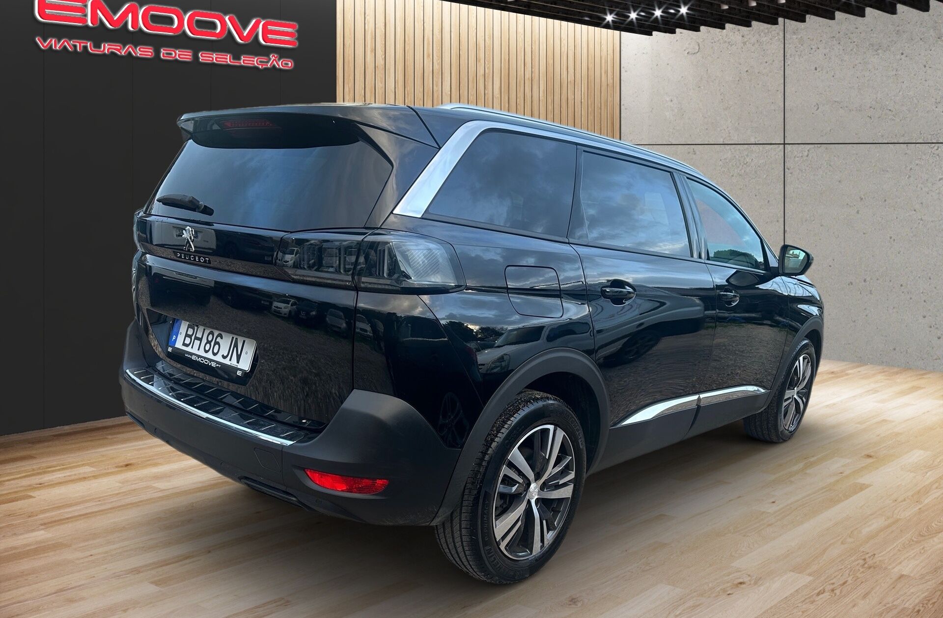 PEUGEOT 5008 1.2 PureTech Allure Pack EAT8