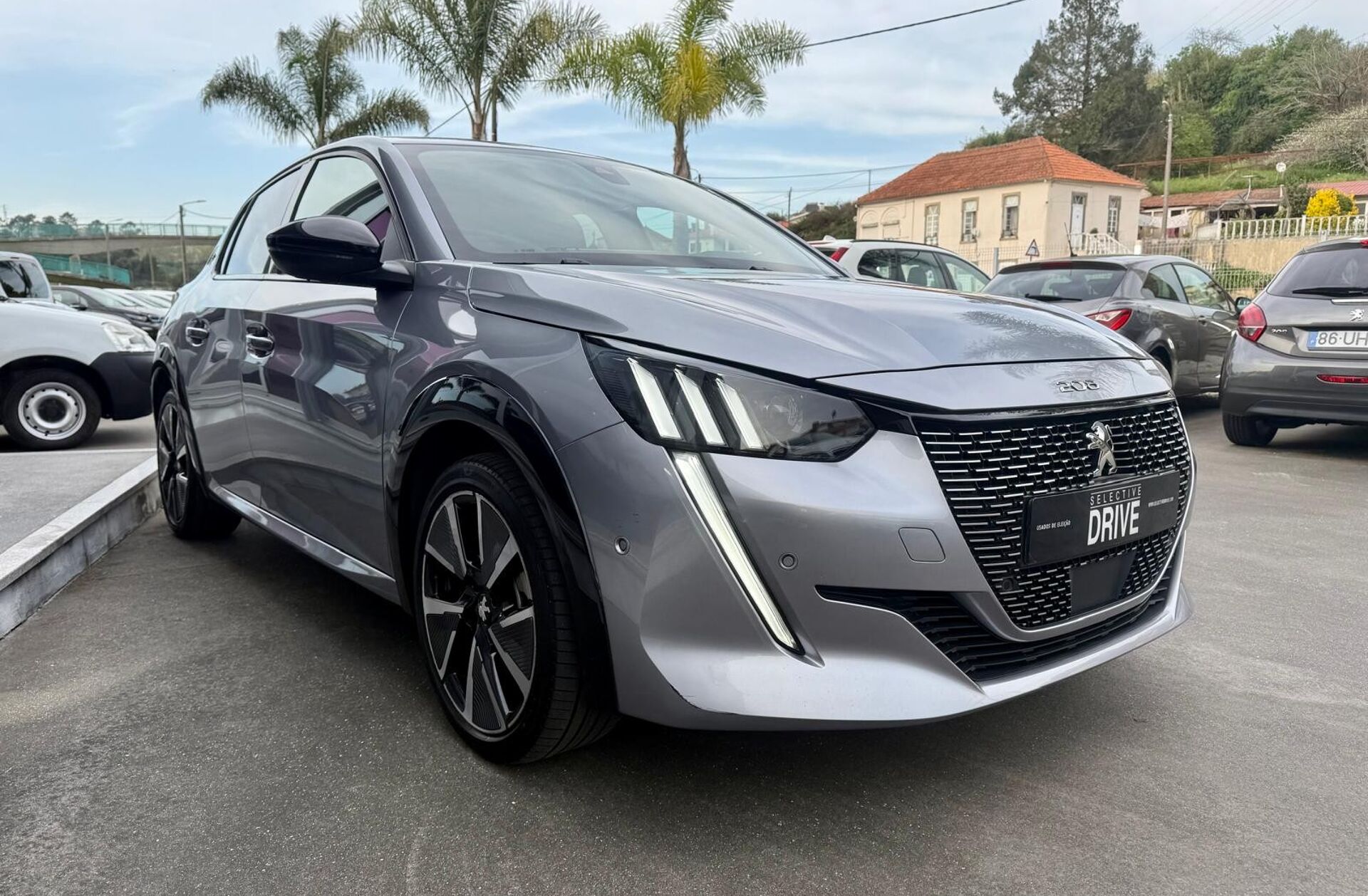 PEUGEOT 208 e- 50 kWh Allure Pack