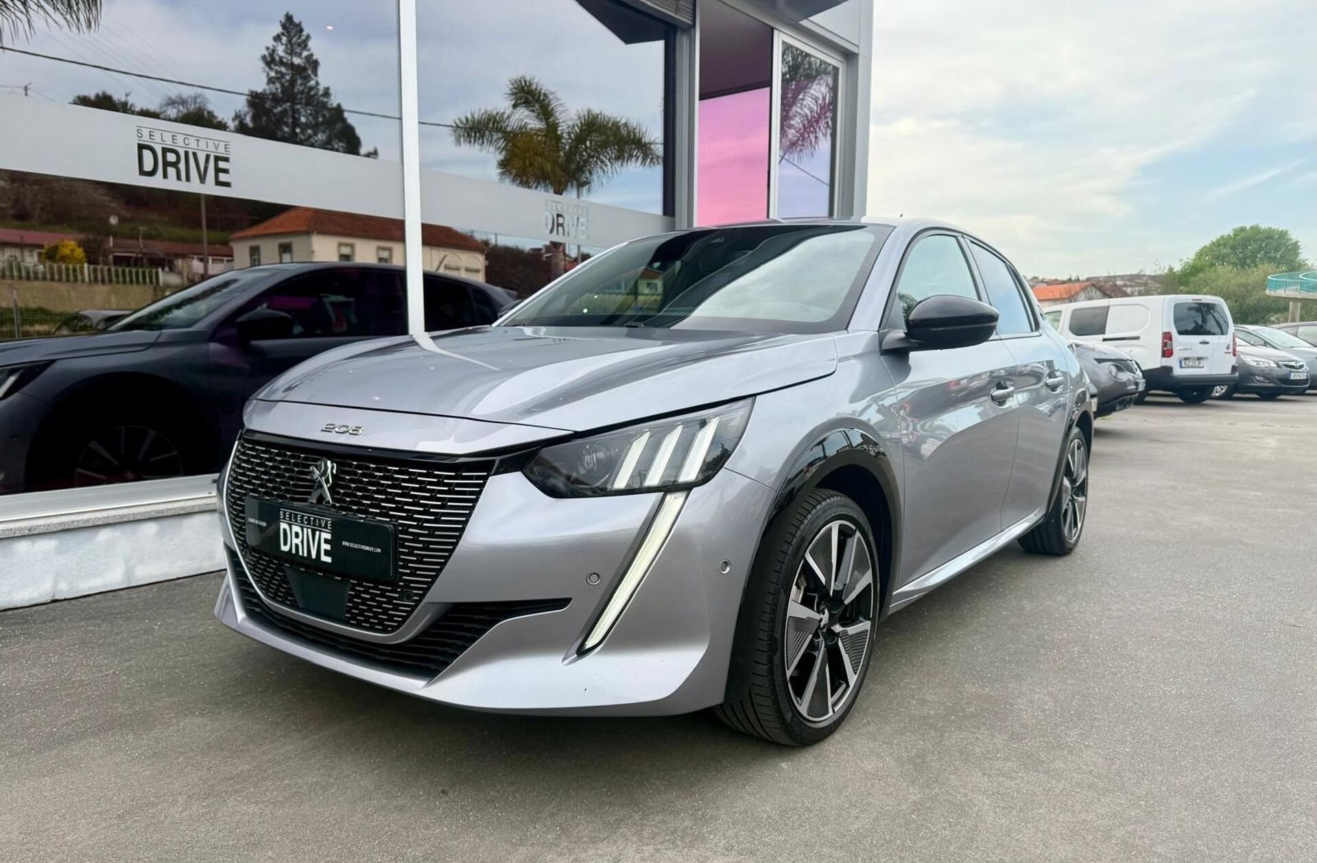 PEUGEOT 208 50 kWh GT Pack
