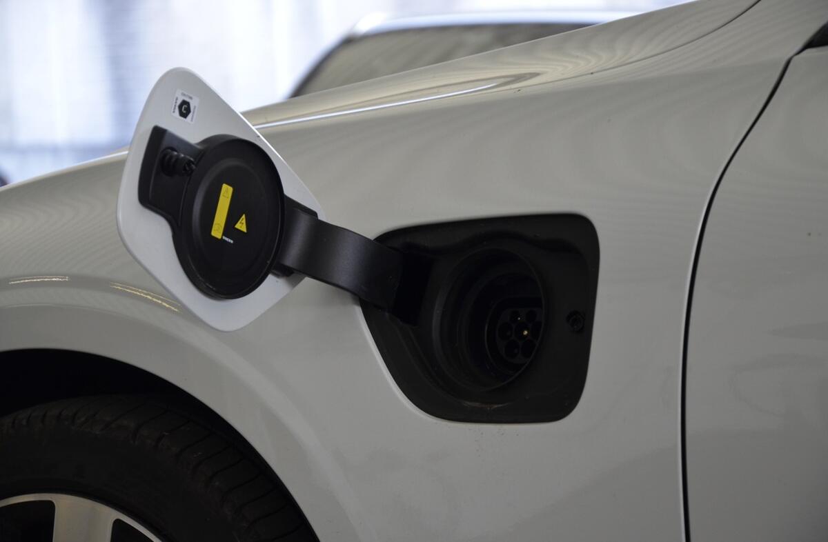 VOLVO V60 2.0 T6 AWD TE Plus Dark