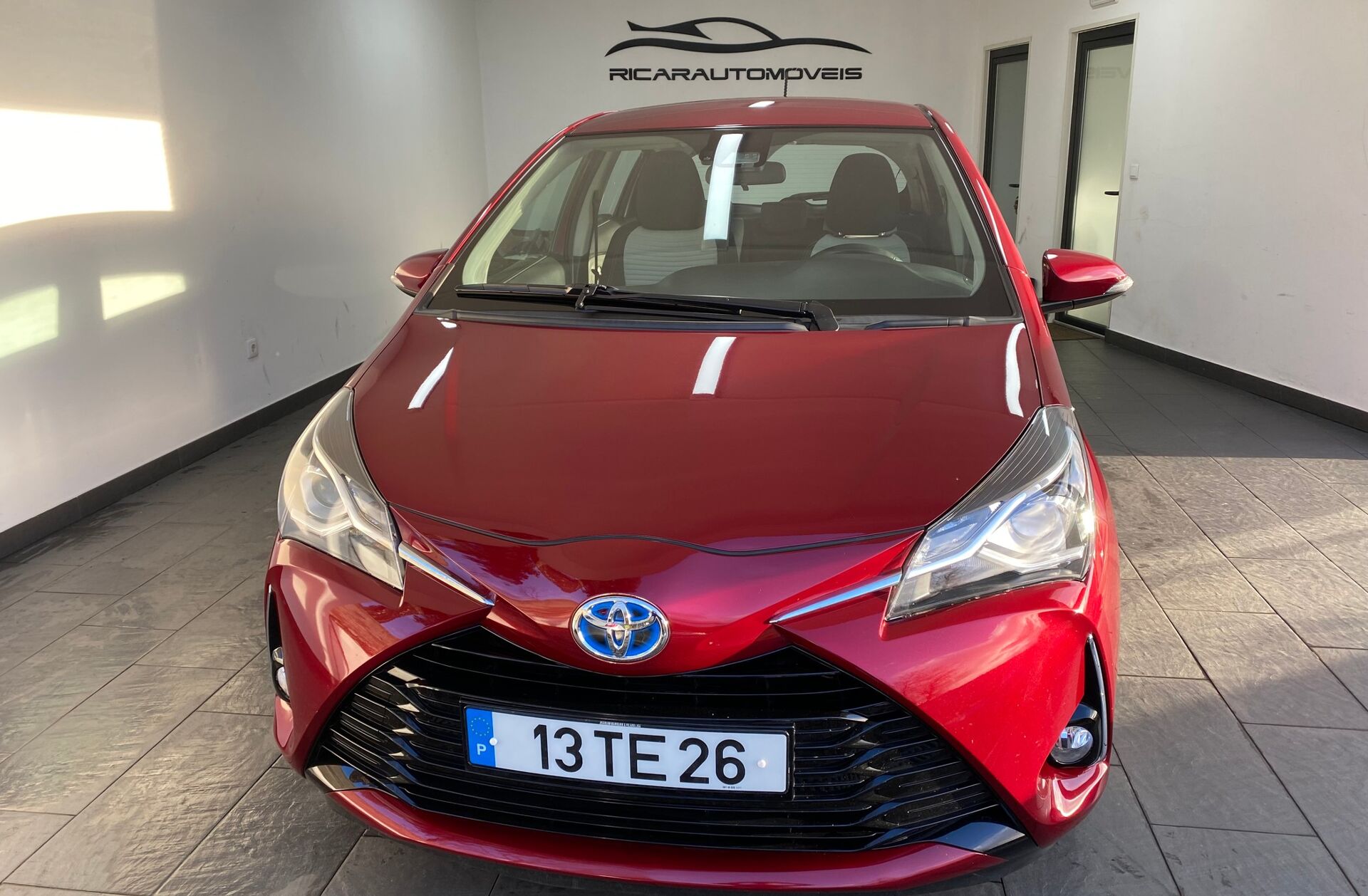 TOYOTA Yaris 1.5 HSD Comfort