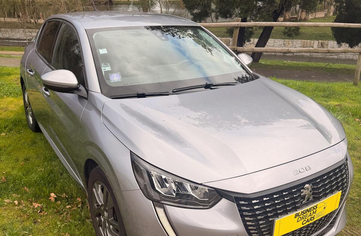 PEUGEOT 208 1.2 PureTech Allure