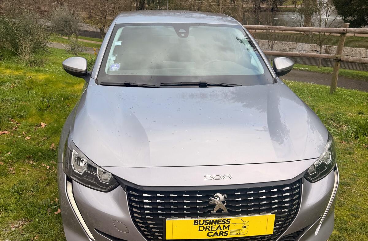 PEUGEOT 208 1.2 PureTech Allure