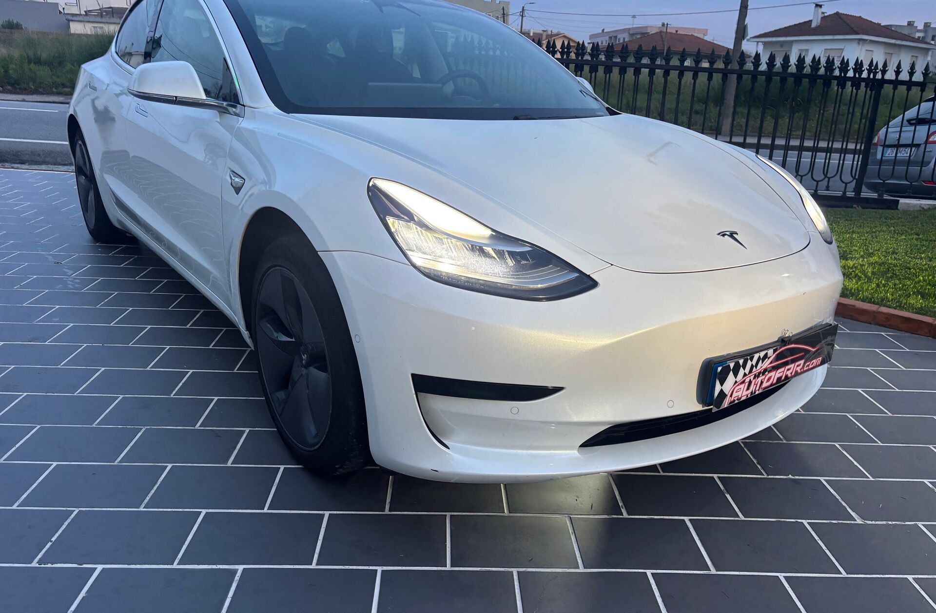 TESLA Model 3 Standard RWD Plus