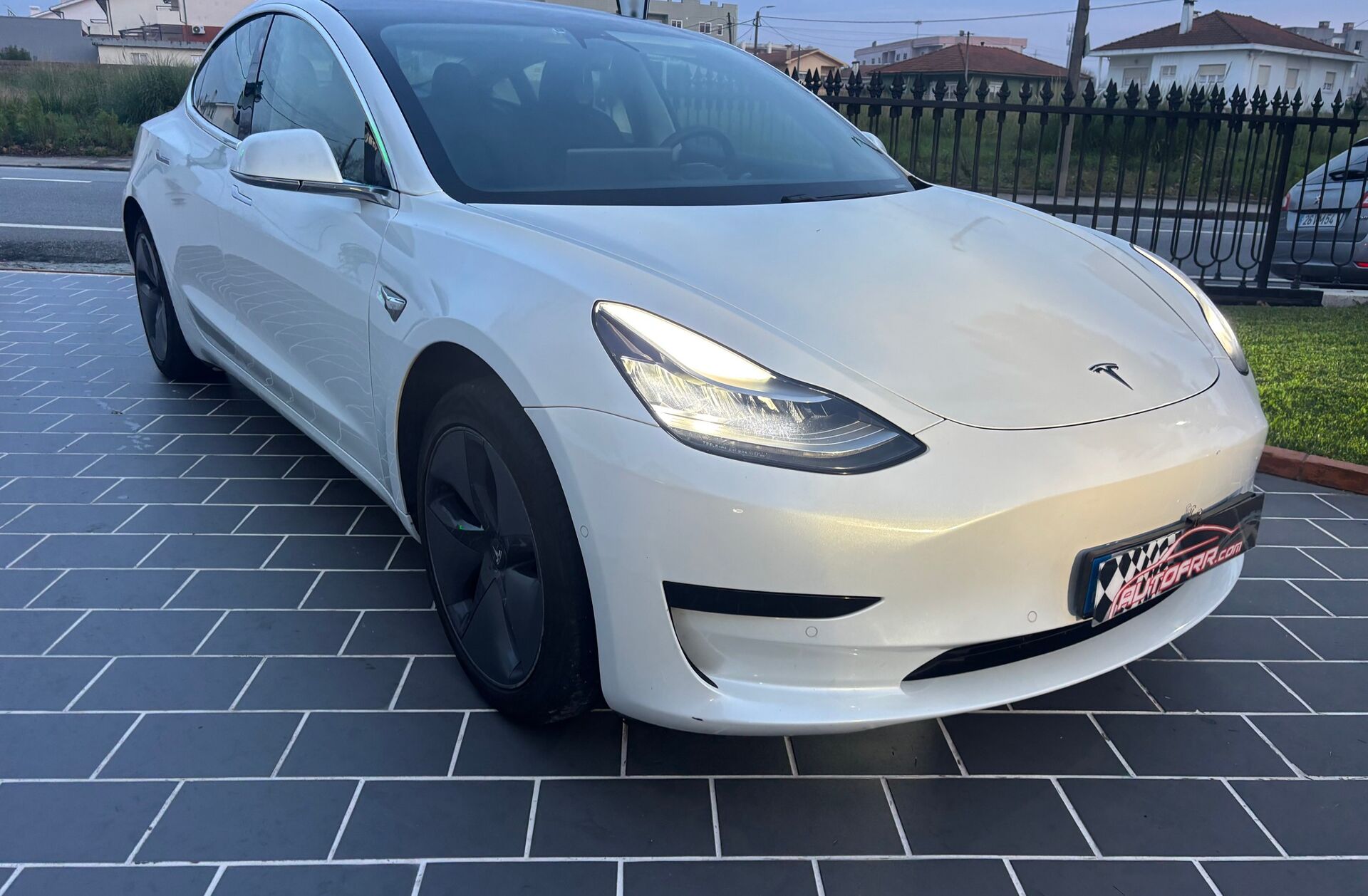TESLA Model 3 Standard RWD Plus