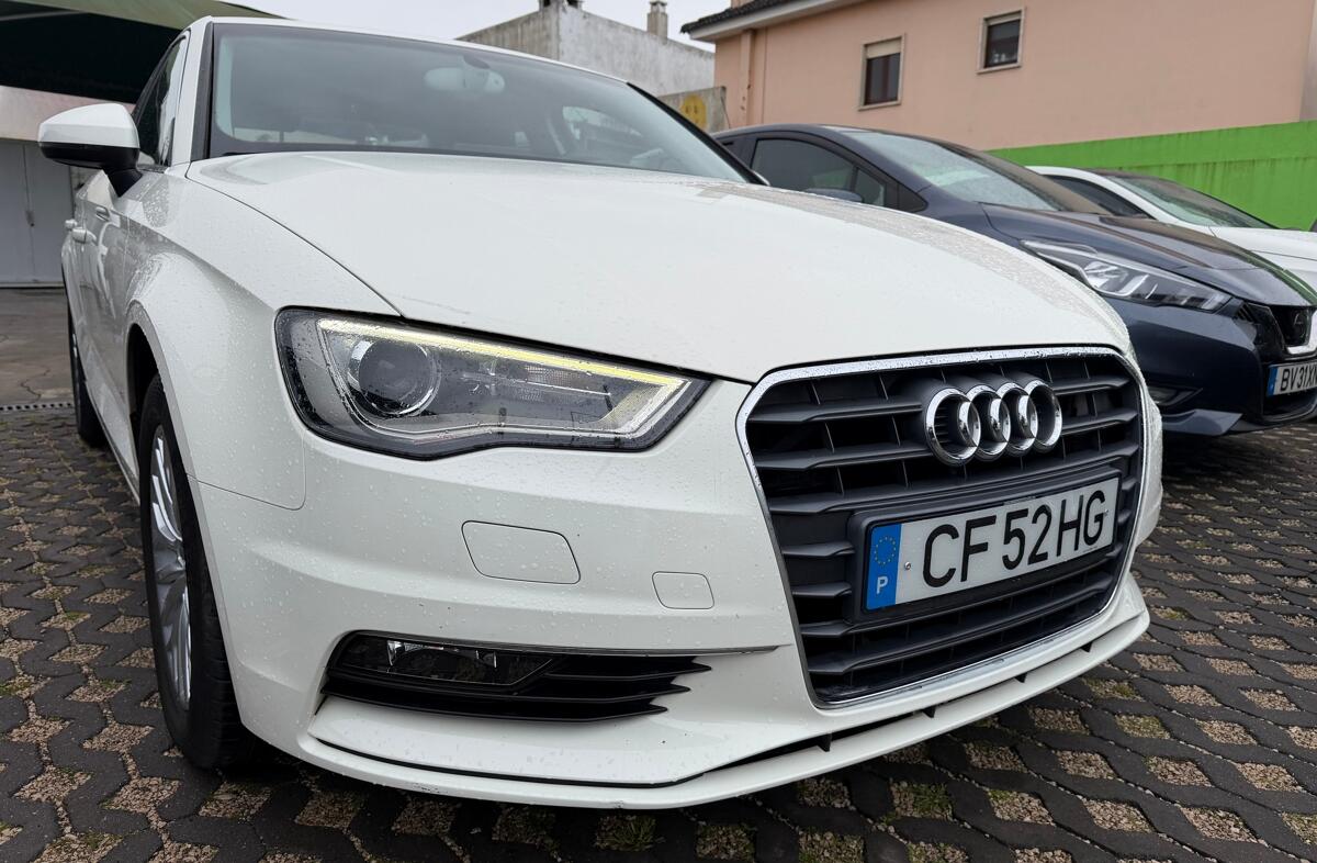 AUDI A3 1.6 TDi Attraction