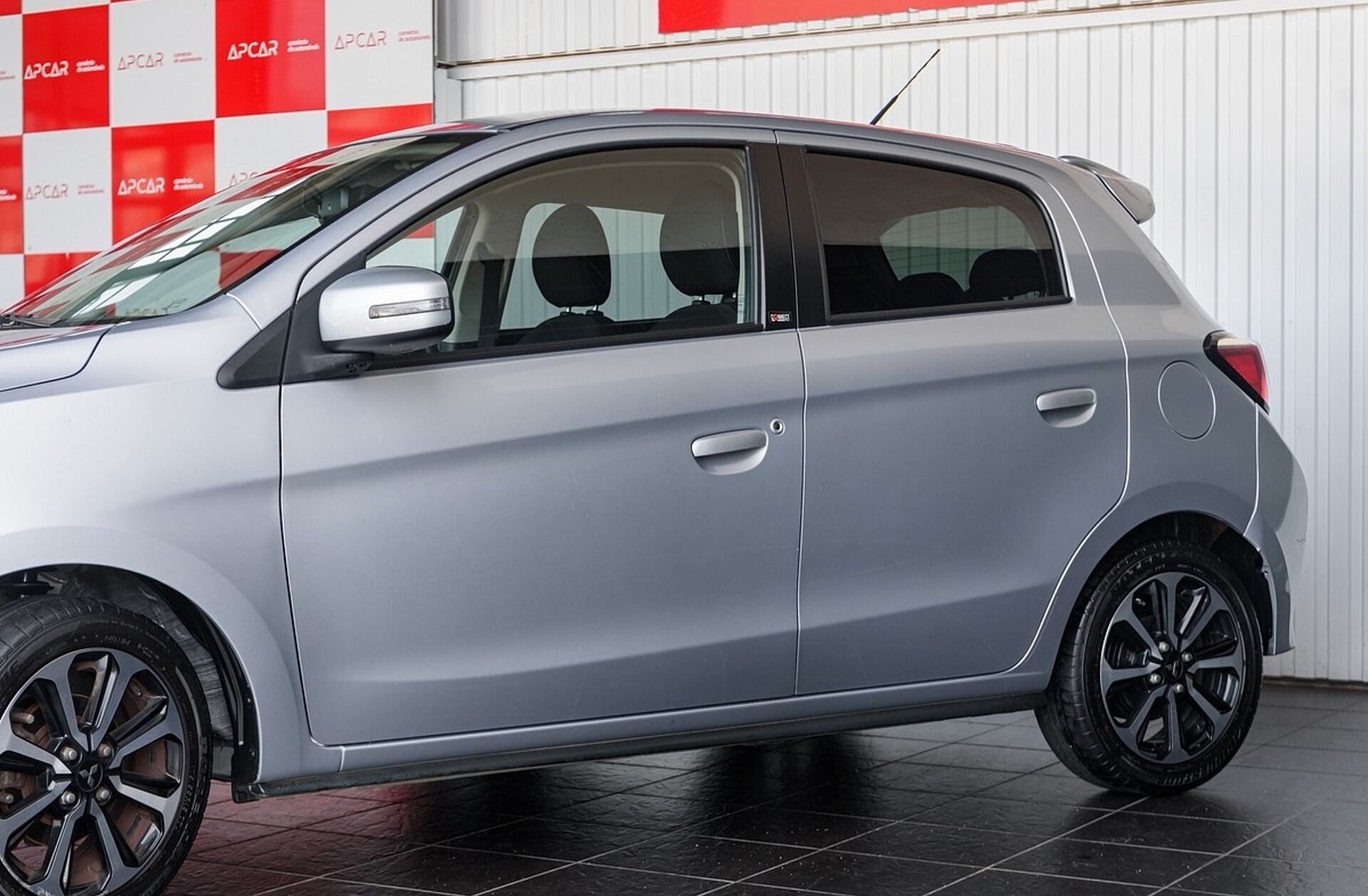 MITSUBISHI Space Star 1.2 Intense Connect Edition