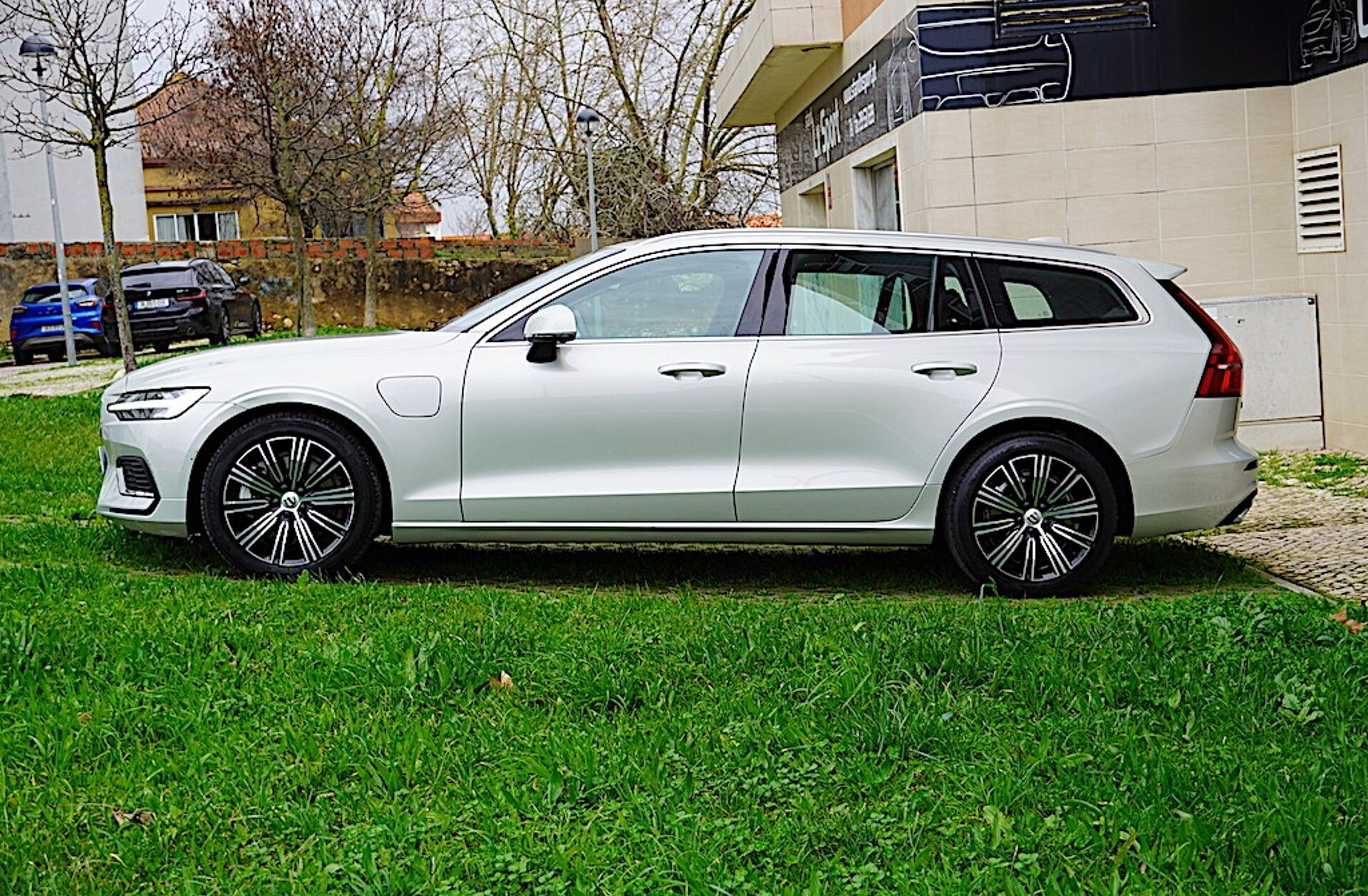 VOLVO V60 2.0 T6 AWD TE Inscription Expression