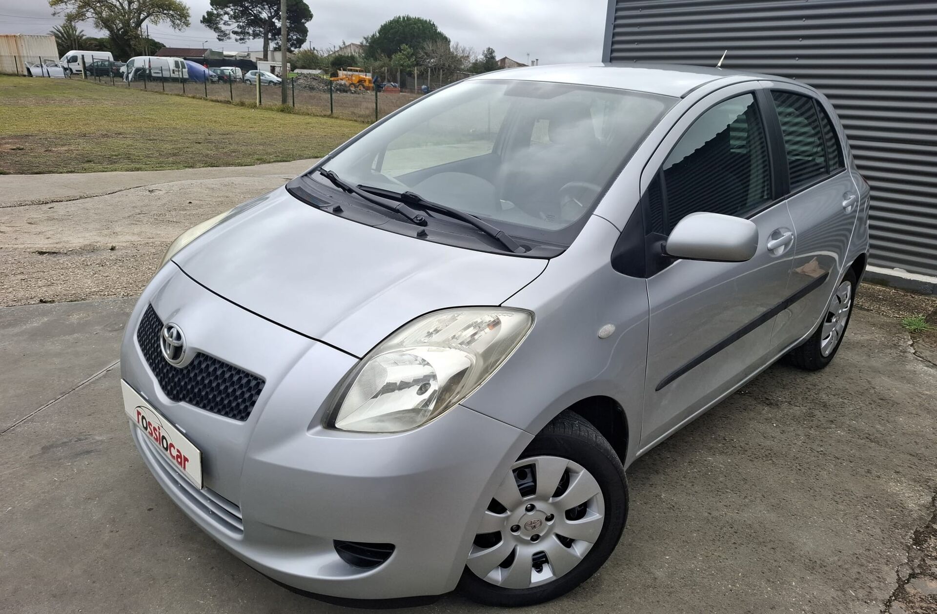 TOYOTA Yaris 1.0 VVT-i Motion VSC