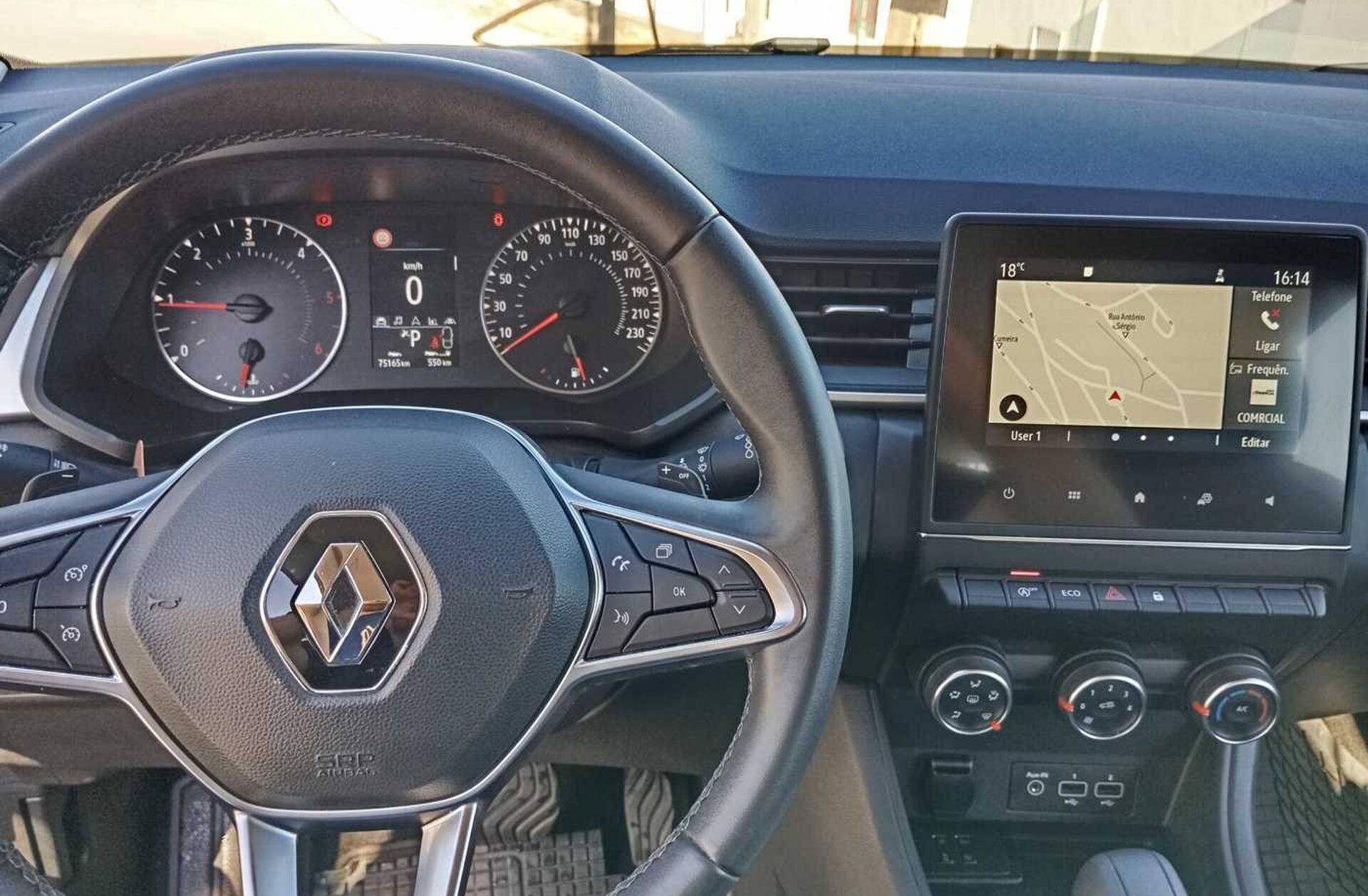RENAULT Captur 1.5 dCi Exclusive EDC