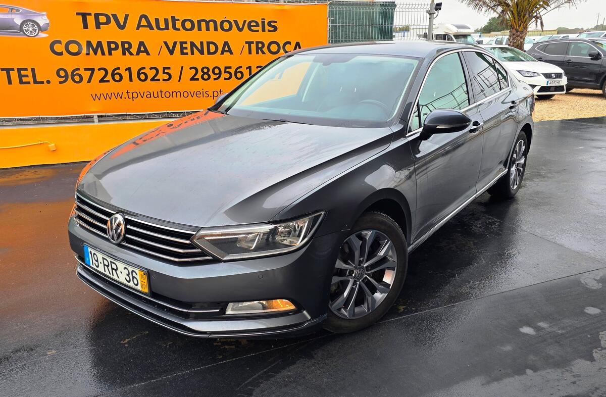 VOLKSWAGEN Passat 2.0 TDi Highline