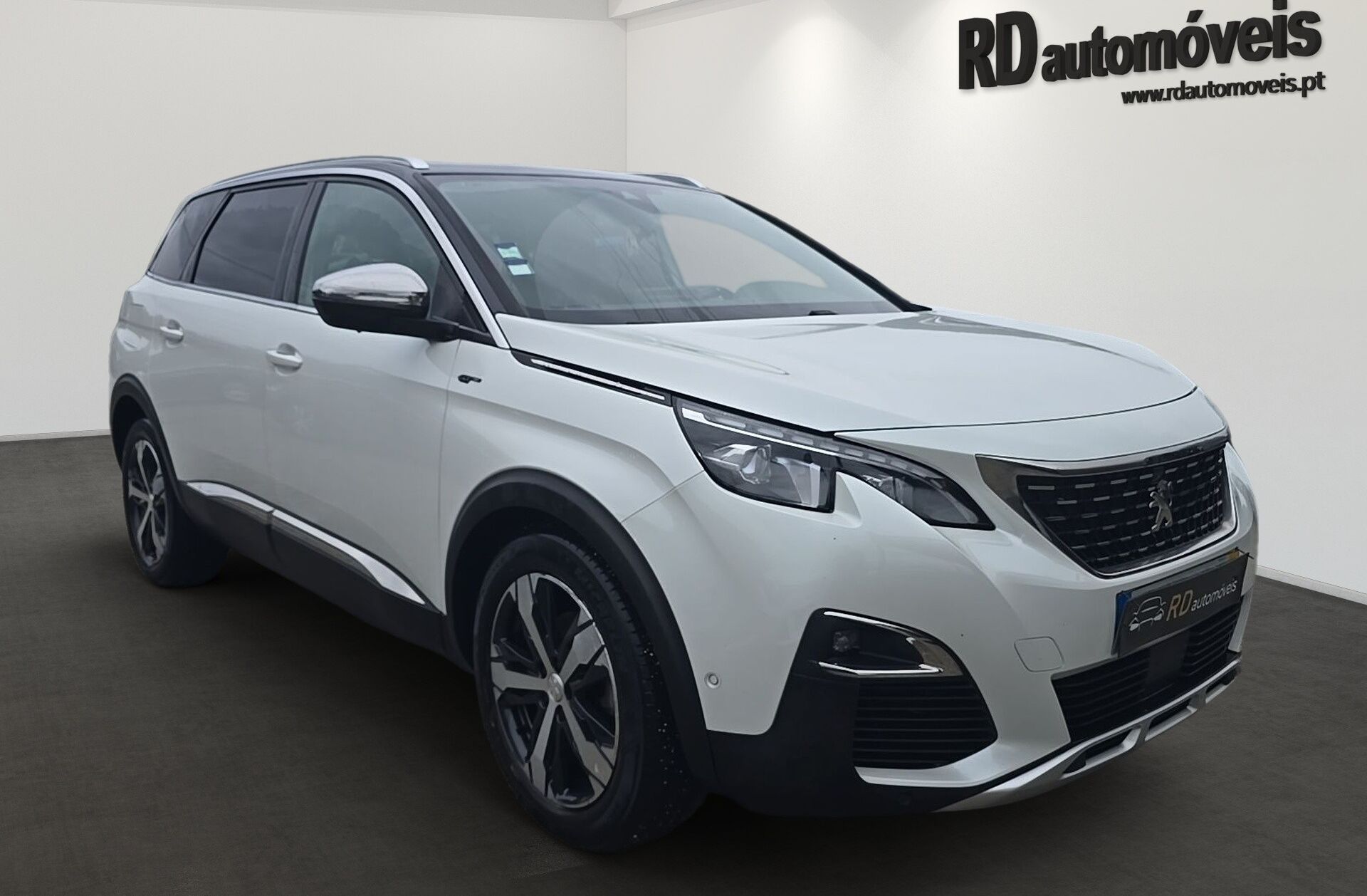 PEUGEOT 5008 2.0 BlueHDi GT EAT6