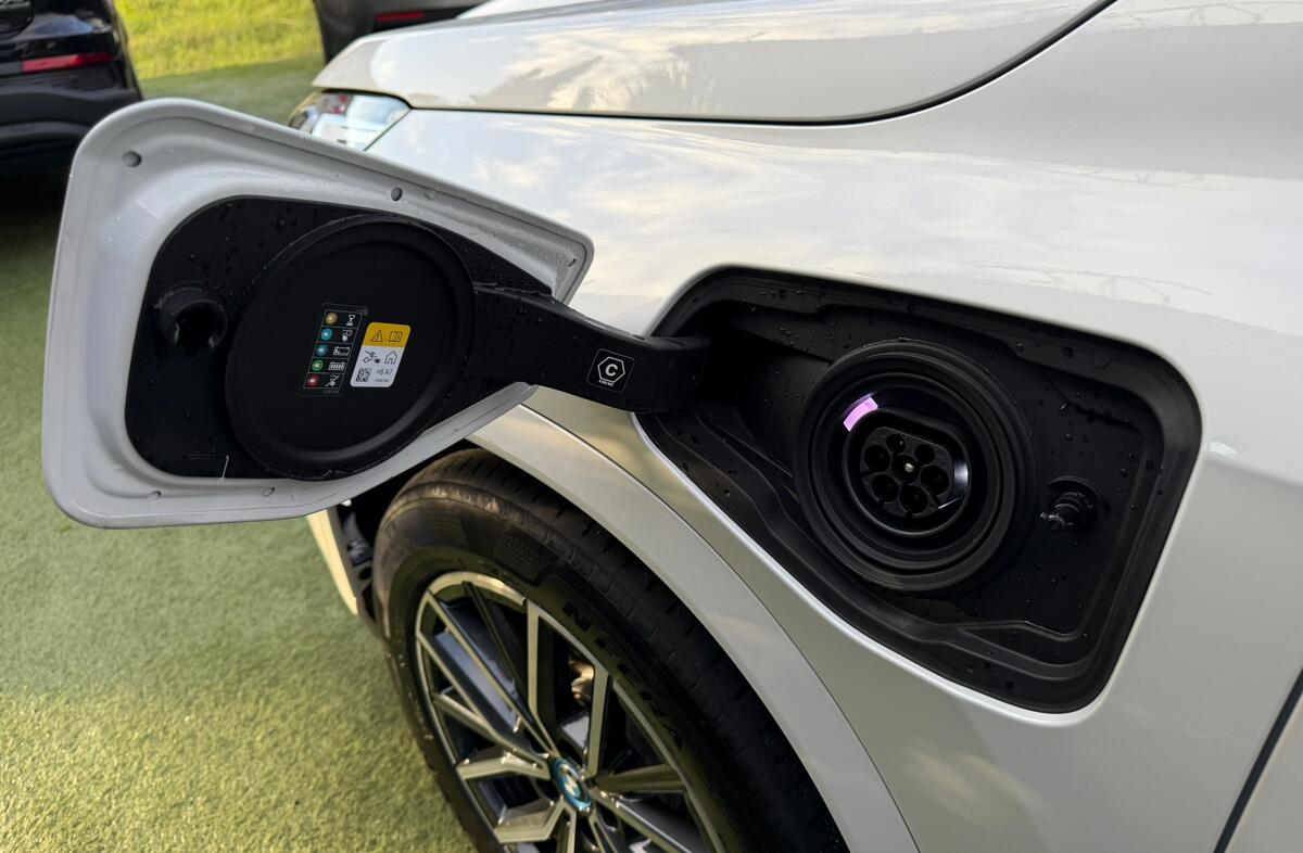 BMW X1 xDrive25e Pack Desportivo M