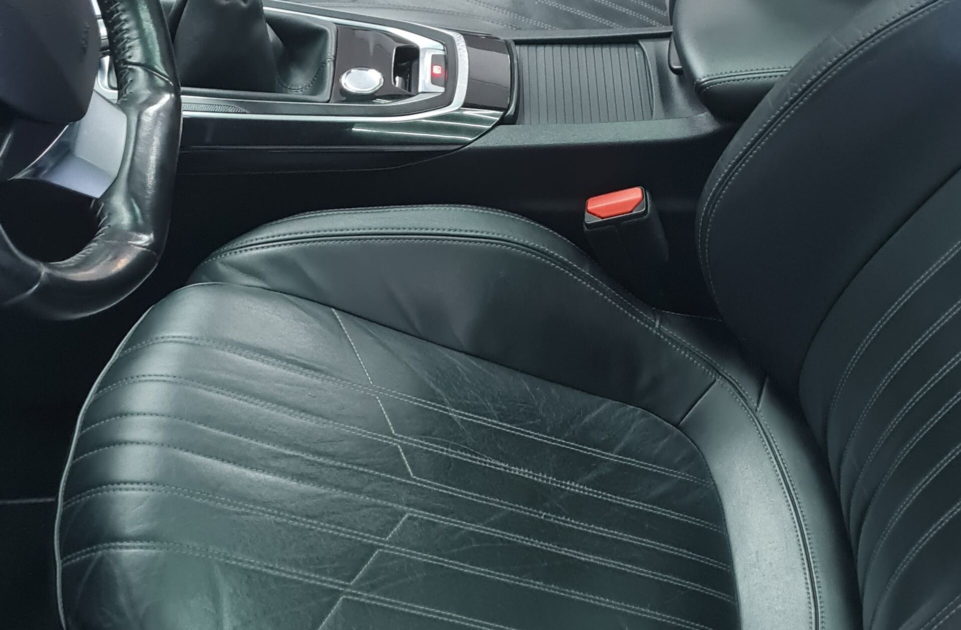 PEUGEOT 308 1.6 e-HDi Allure