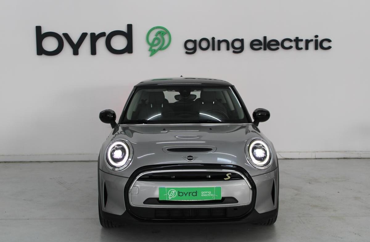 MINI Mini Cooper SE Essential