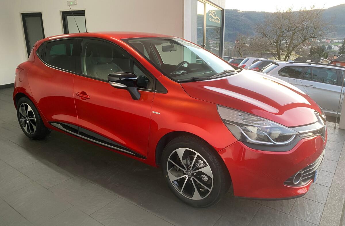 RENAULT Clio 0.9 TCE Limited