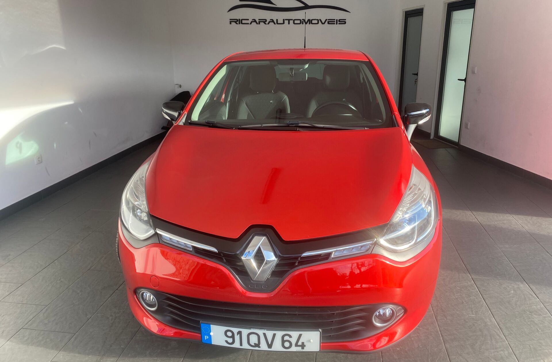 RENAULT Clio 0.9 TCE Limited