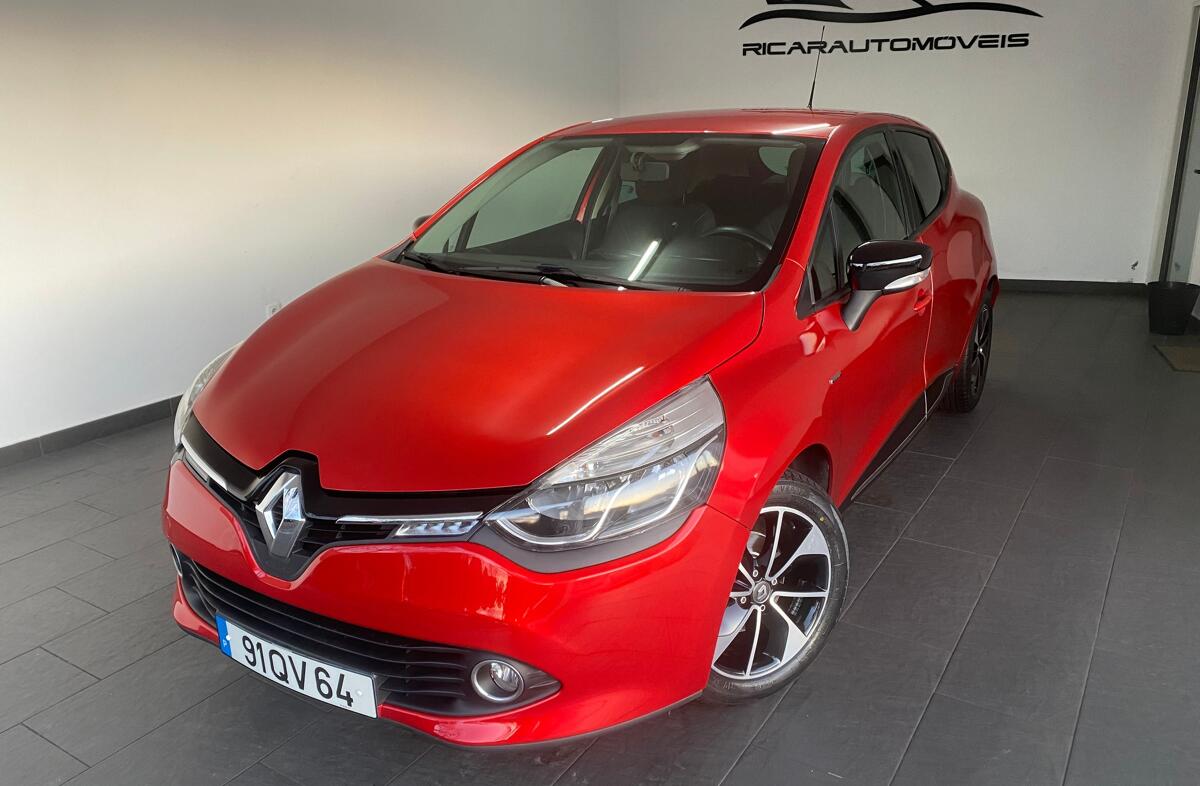 RENAULT Clio 0.9 TCE Limited