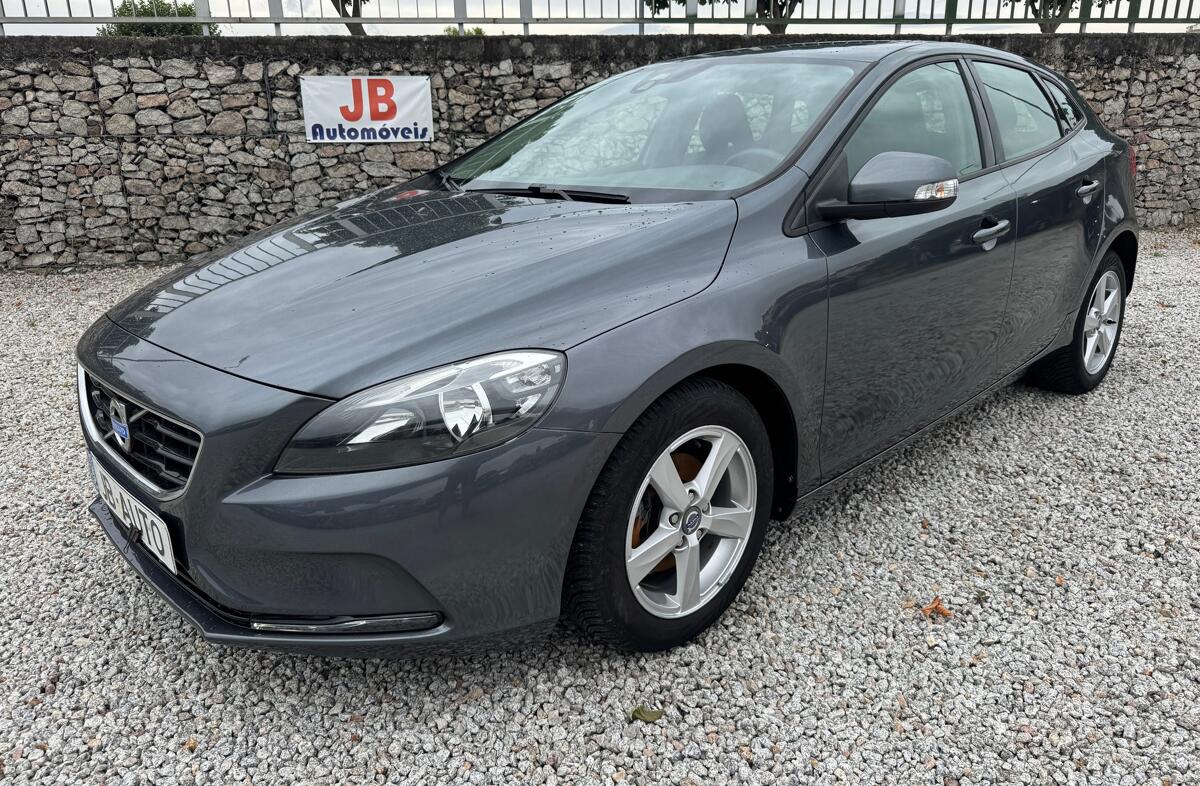 VOLVO V40 1.6 D2 Kinetic