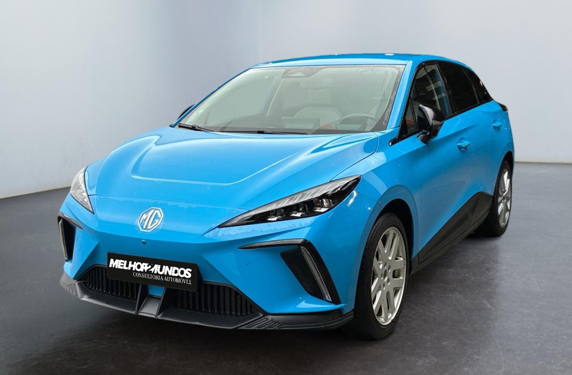 MG MG4 64 kWh Luxury