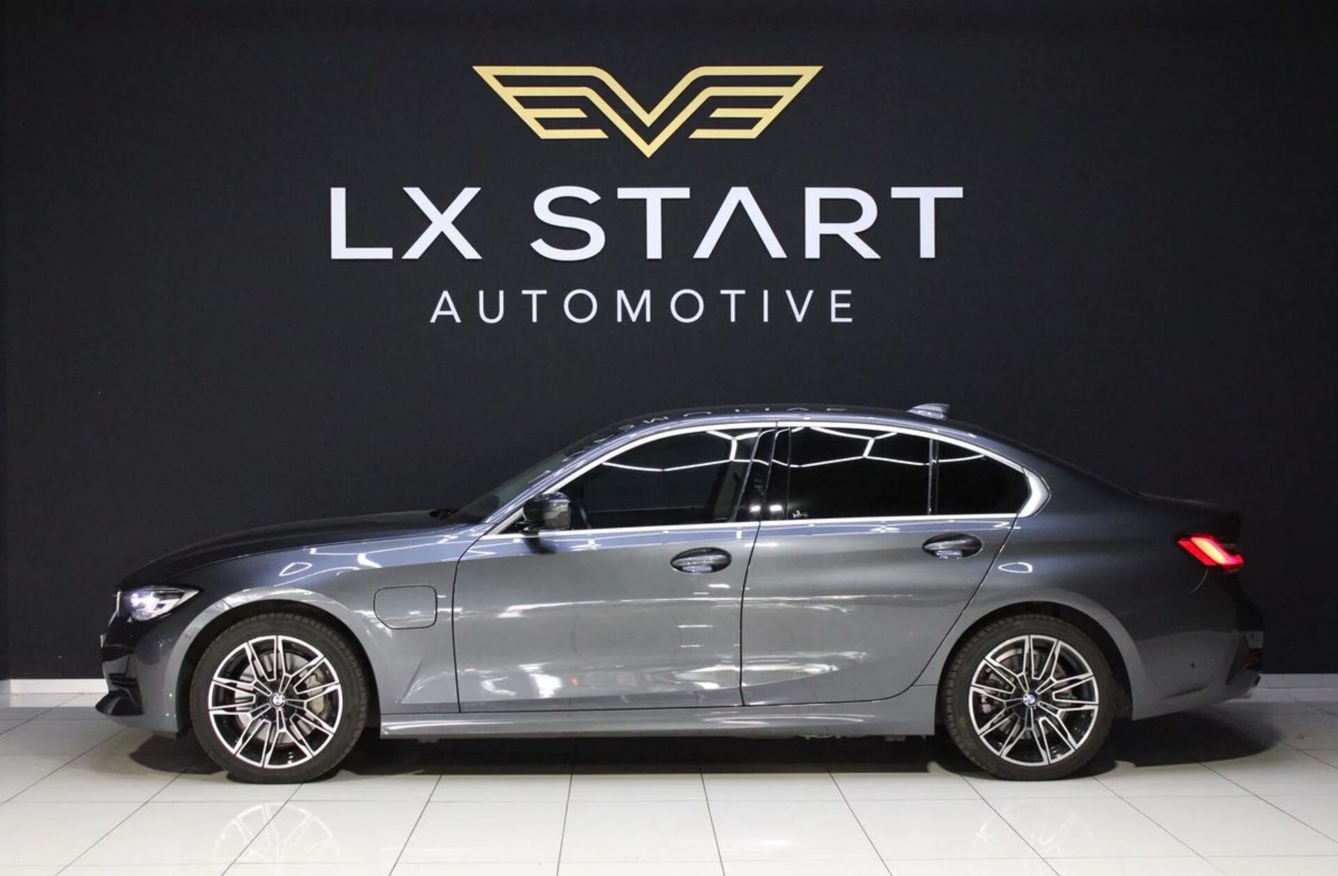 BMW Serie-3 330 e Line Luxury Auto