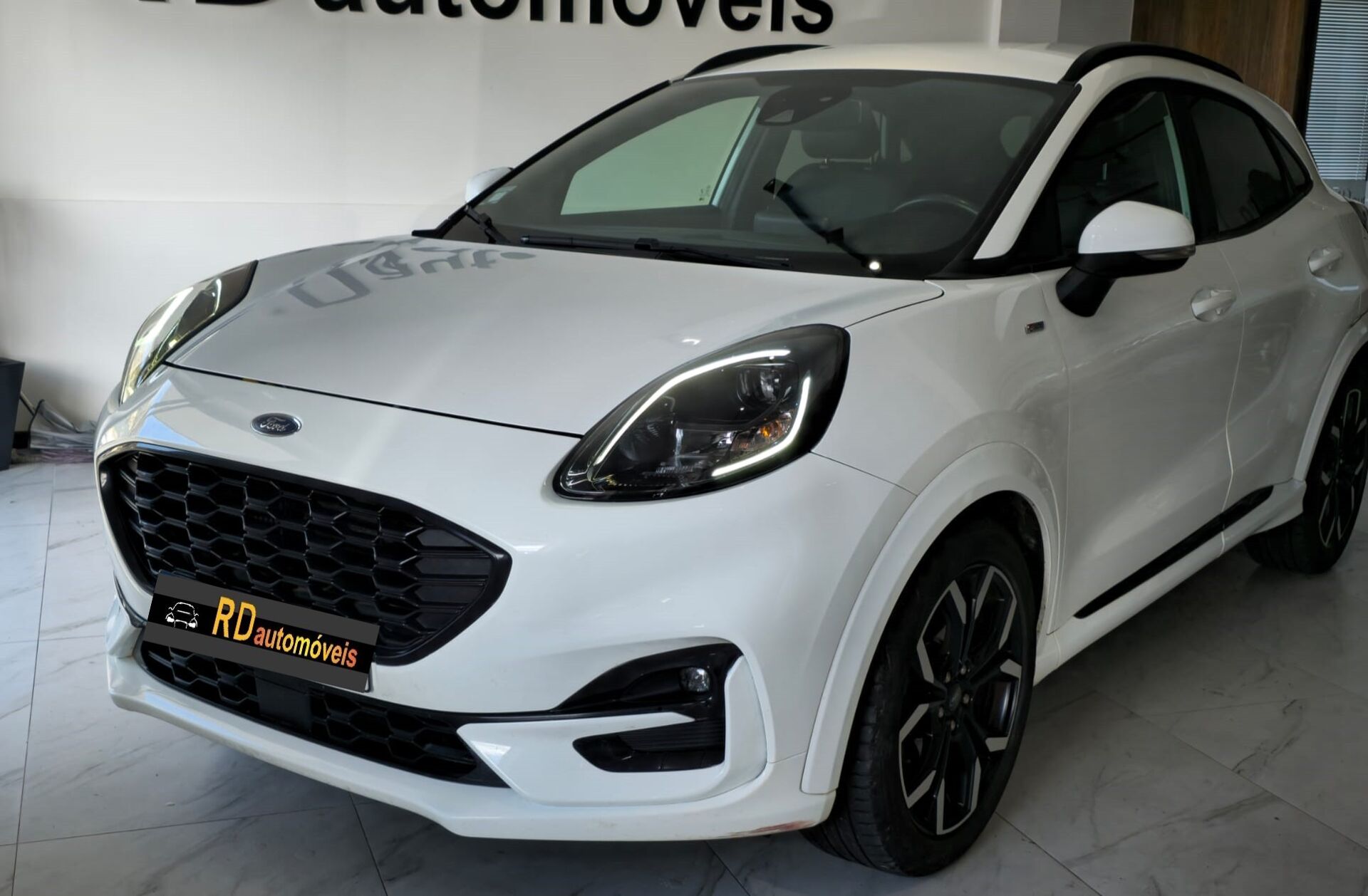 FORD Puma 1.0 EcoBoost MHEV ST-Line