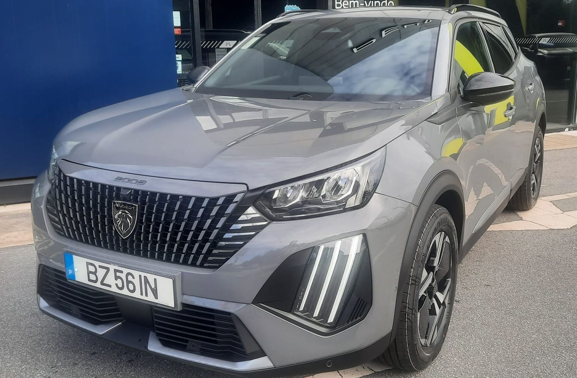 PEUGEOT 2008 1.2 PureTech Allure