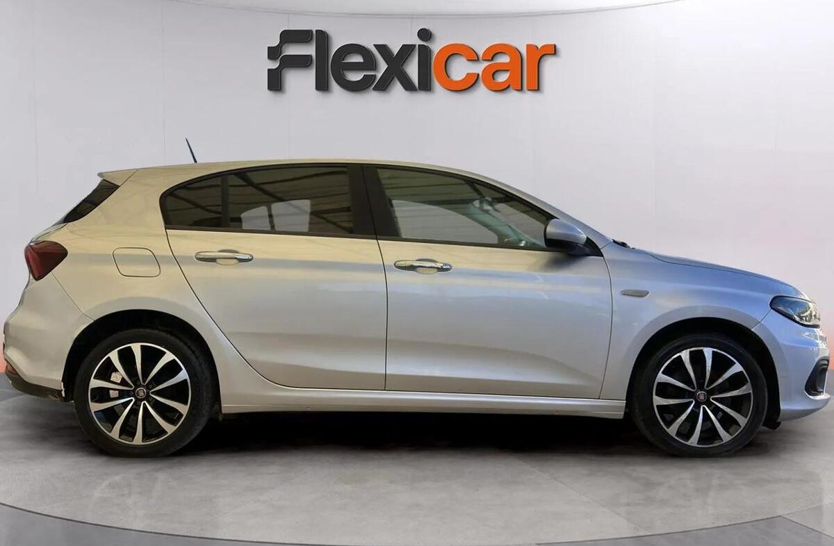 FIAT Tipo 1.3 M-Jet Lounge