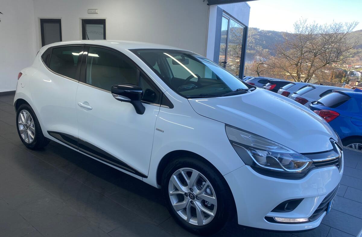 RENAULT Clio 1.5 dCi Limited