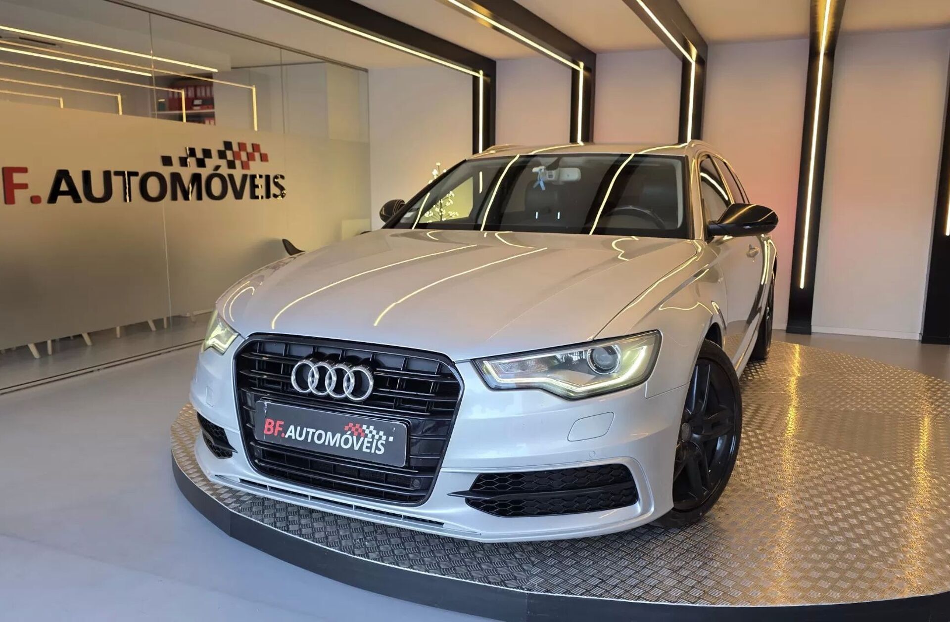 AUDI A6 3.0 TDi V6 quattro S-line S tronic